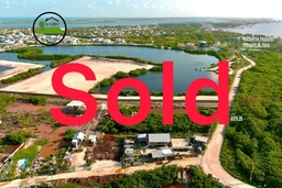 1.06 Acres in SAN PEDRO